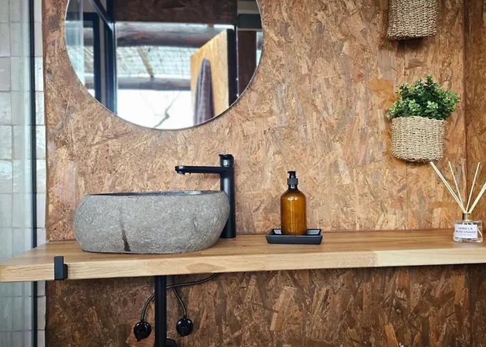 Vina Candaz By Oktheway Alpstuga